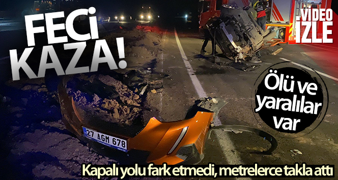 Sürücüsünün kapalı yolu fark etmediği araç metrelerce takla attı