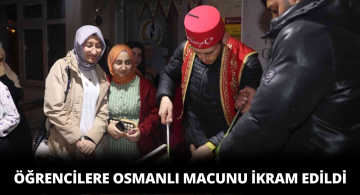 İftar Programında Öğrencilere Osmanlı Macunu verildi