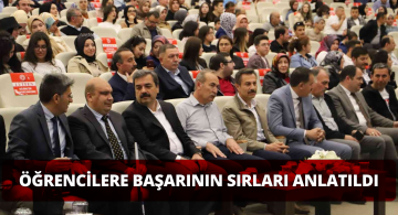 Sivas’ta Düzenlenen Başarı Zirvesi’ne Yoğun İlgi!