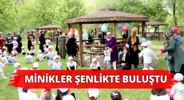 Sivas’ta Minikler İçin Kadim Oyunlar Şenliği Yapıldı