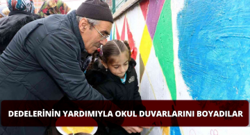 Sivas’ta Öğrenciler Dedeleriyle Birlik Okul Duvarını Boyadılar