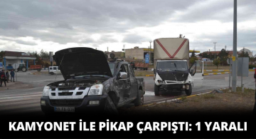 Şarkışla’da Kamyonet ile Pikap Çarpıştı 1 Yaralı