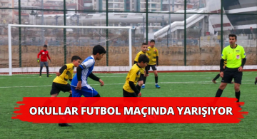 Sivas’ta Okullar Arası Futbol Turnuvası Yapılıyor