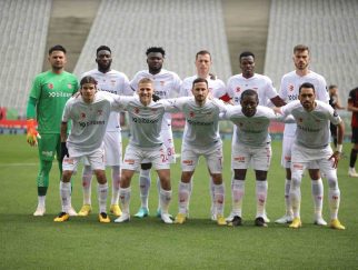 Heyecan Dorukta! Sivasspor, Fiorentina ile Deplasmanda Karşılaşacak