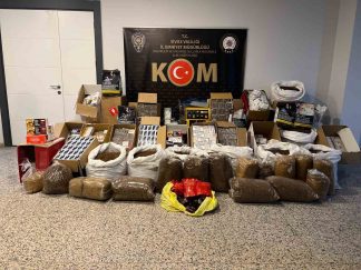 Sivas’ta Kaçakçılık Operasyonunda Binlerce Kaçak Makaron Ele Geçirildi