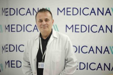 Uzmanlar Uyarıyor! Titreyen Elleriniz Parkinson Hastalığına İşaret Edebilir.