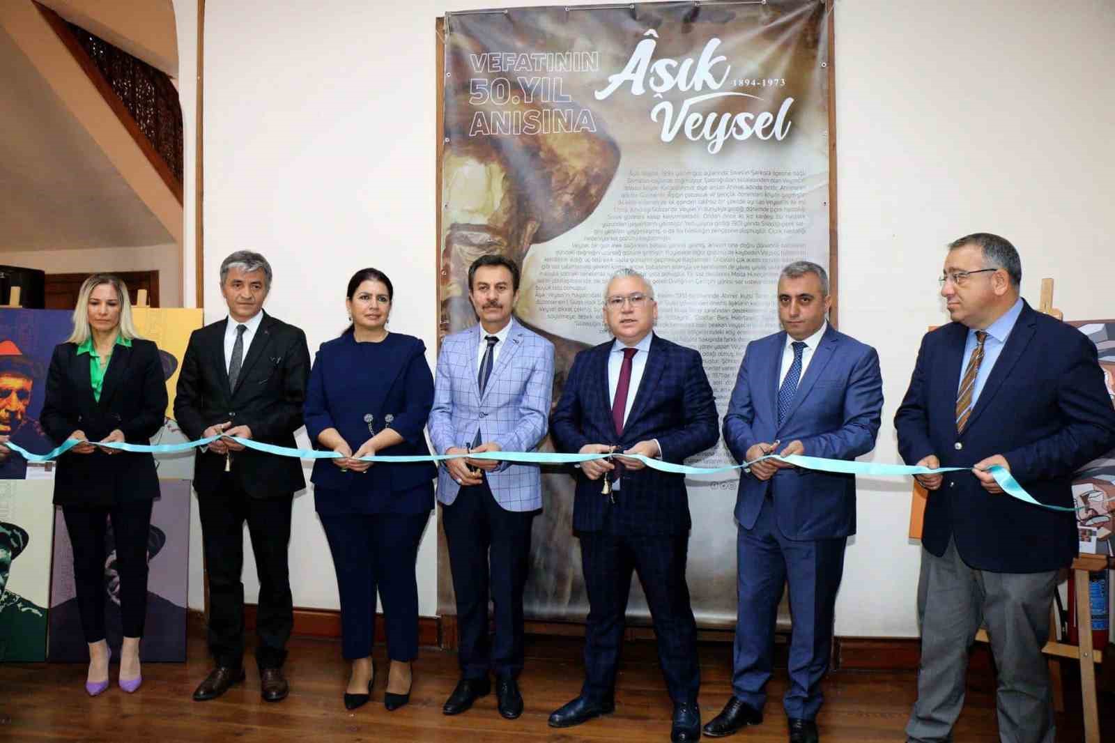 Âşık Veysel’in Sanatsal Mirası: Sergi Açıldı