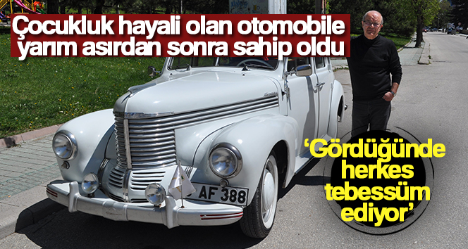 Türkiye’de 4 tane olan 73 yıllık klasik aracı hurda halden yollara döndürdü