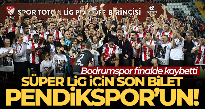 Süper Lig’e yükselen Pendikspor kupasını coşkuyla kaldırdı