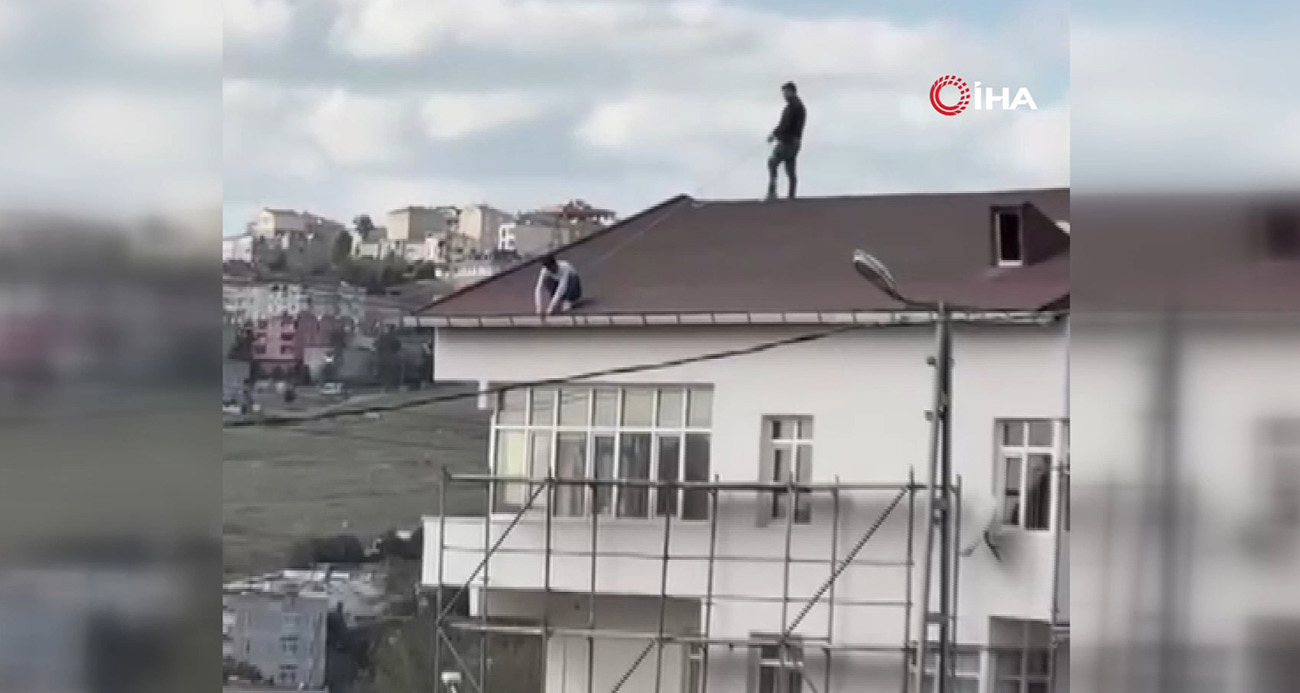 Başakşehir’de Çatı Tamiratında İple Güvenlik Çalışması Görenleri Şaşırttı