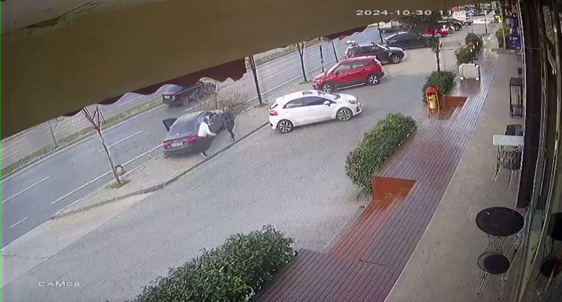 Beylikdüzü’nde Tornavidalı Kavga: 2 Kişi Yaralandı