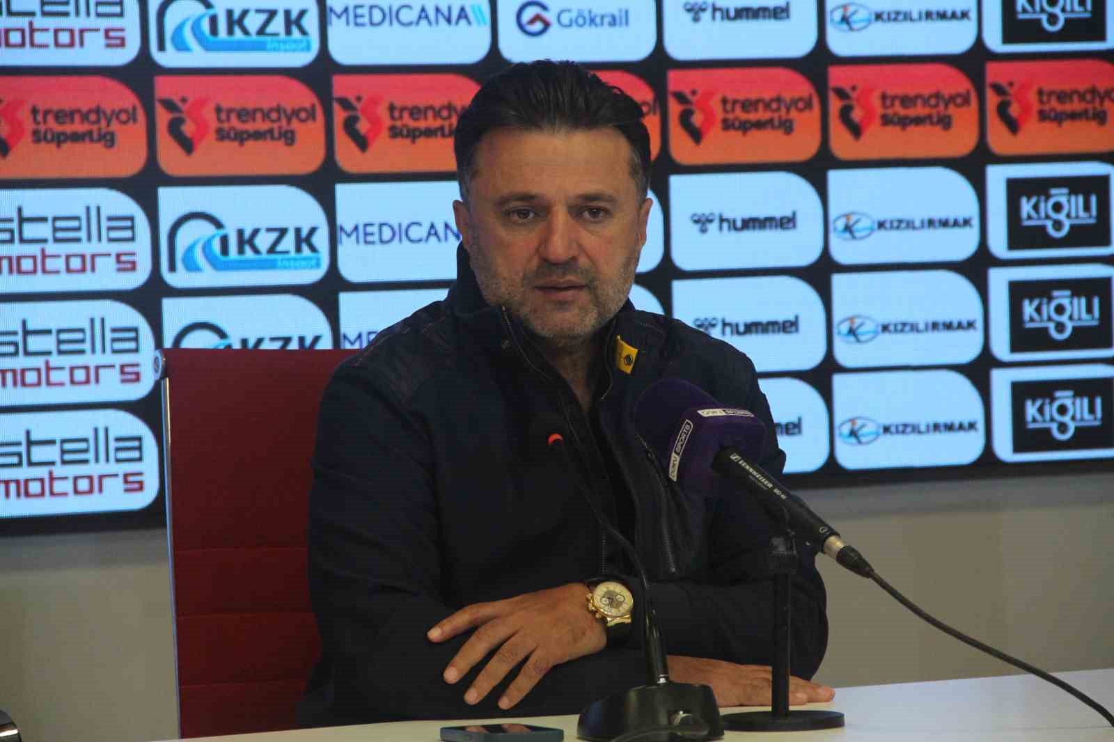 Bülent Uygun, Hatayspor Galibiyetini Taraftarlara ve Oğluna Armağan Etti