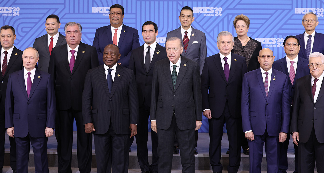 Cumhurbaşkanı Erdoğan BRICS Zirvesi’nde Liderlerle Bir Araya Geldi