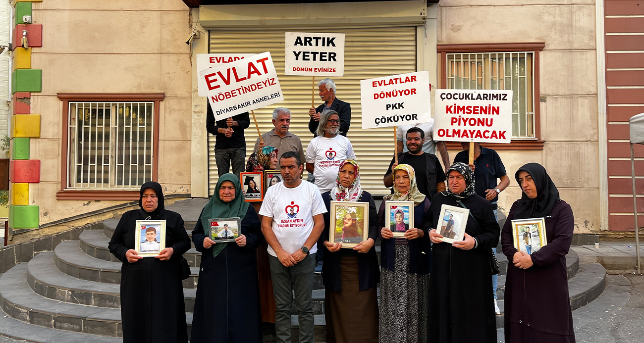 Diyarbakır Anneleri: ‘Kefenimizi Cebimize Koyduk, Mücadelemize Devam Ediyoruz’