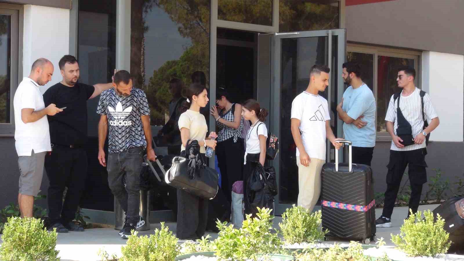 Lübnan’dan İsrail Saldırılarından Kaçan Yolcuların Taşındığı Beşinci Gemi Mersin’e Ulaştı