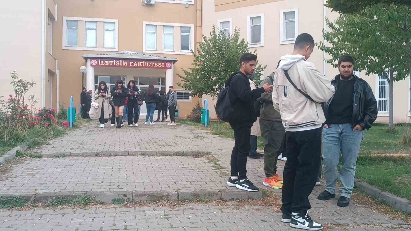 Sivas’ta Hissedilen 4.7 Büyüklüğünde Deprem
