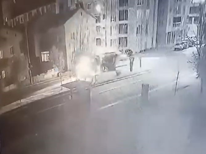 Sivas’ta Tır Kazası Güvenlik Kamerasında