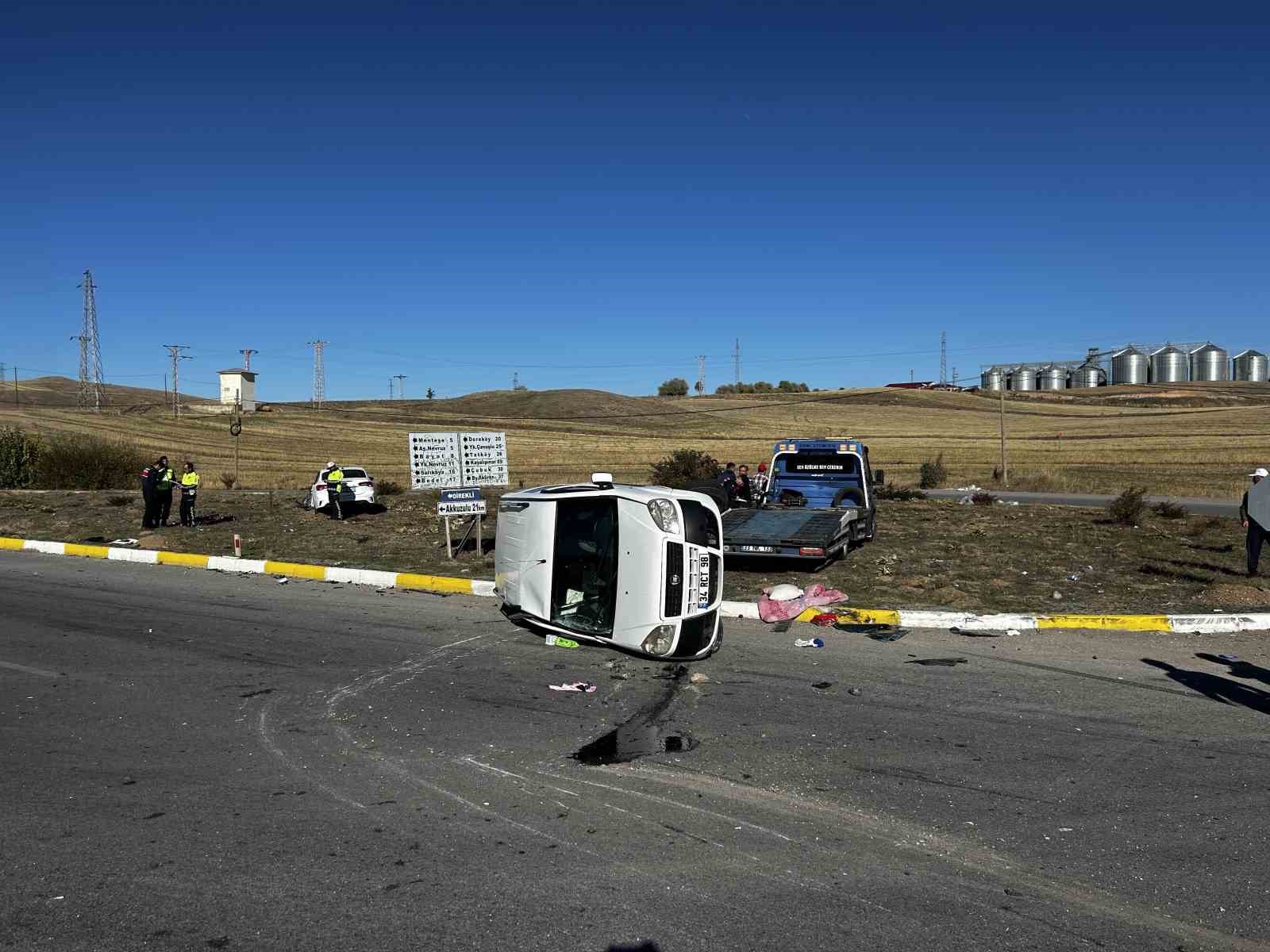 Sivas’ta Trafik Kazası: 7 Kişi Yaralandı