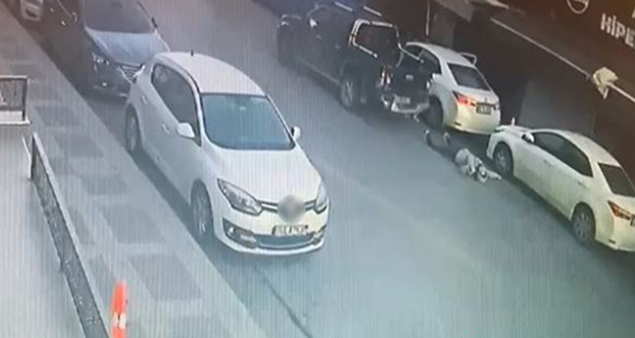 Üsküdar’da Polis Memuruna Çekiçli Saldırı Anı Güvenlik Kamerasında