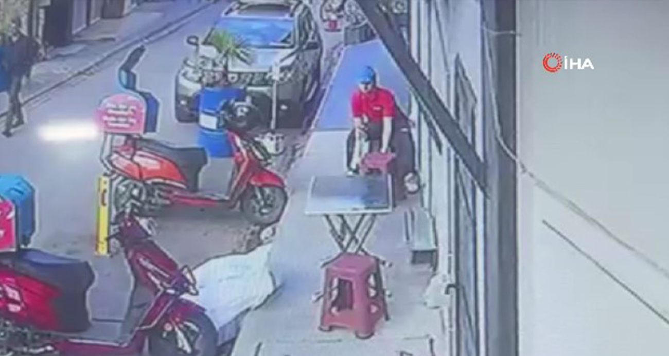 Adana’da Neşeli Olay: Kurnaz Kedi, İşçinin Dönerini Kapıp Kaçtı