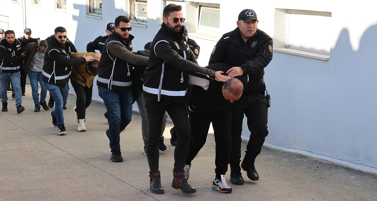 Adana’da Sahte Dolar Operasyonu: 15 Gözaltı ve 4 Tutuklama