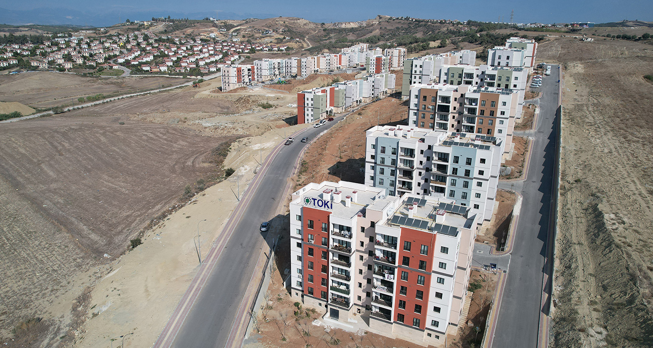 Adana’daki Depremzedeler Yeni TOKİ Konutlarında Yeni Hayata Başladı