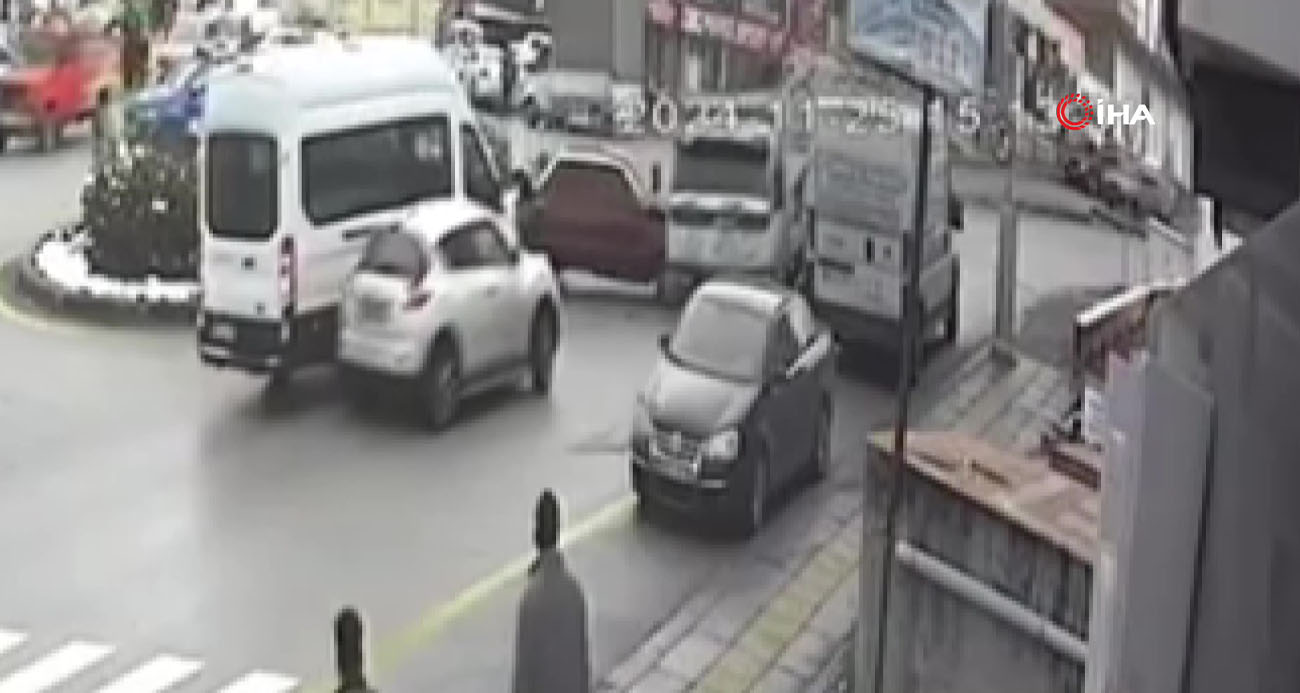 Ankara Mamak’ta Nefes Kesen Trafik Kazası: 2 Yaralı