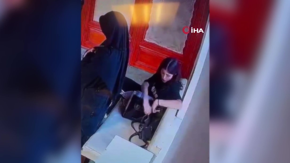 Beyoğlu’nda Camide Namaz Kılan Kadının Cüzdanı Çalındı