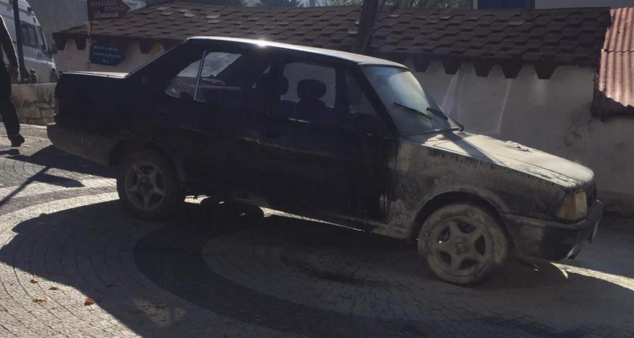 Bolu Mudurnu’da Seyir Halindeki Otomobil Alevlere Teslim Oldu
