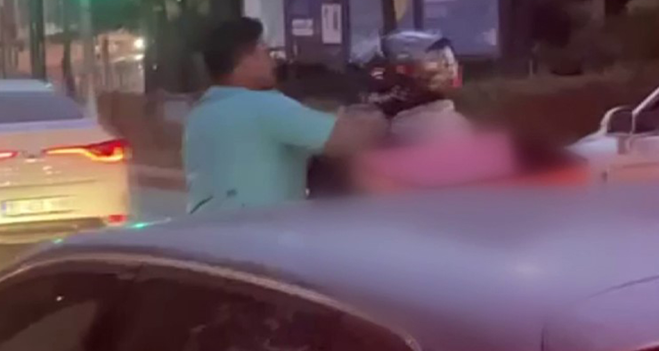Eskişehir’de Bir Motokurye Cadde Ortasında Saldırıya Uğradı
