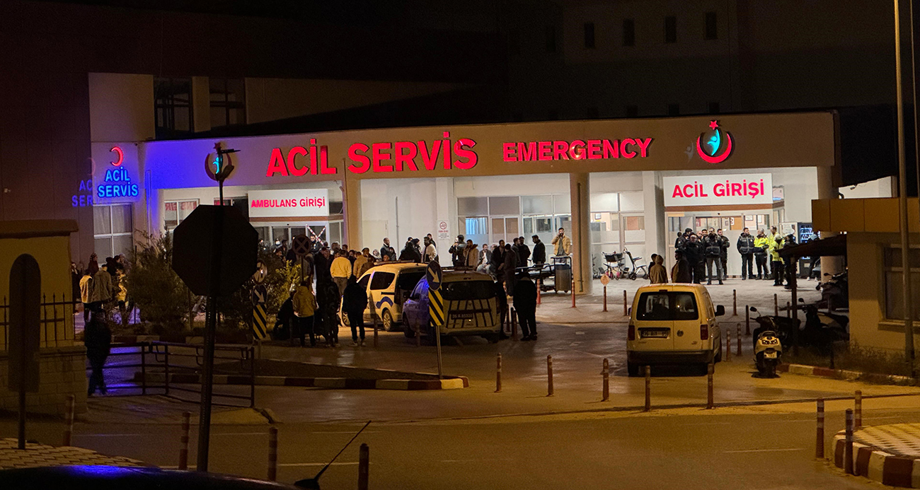 İzmir Çeşme’de Gençler Arasında Kız Meselesi Nedeniyle Silahlı Kavga: 3 Ölü, 1 Yaralı