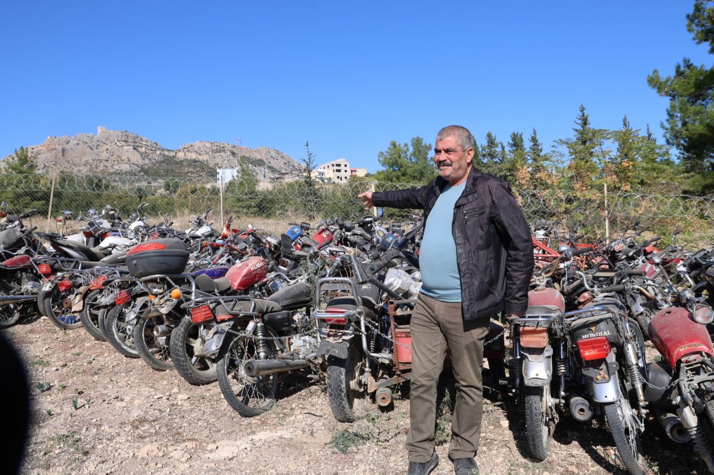 Kozan’da Yediemin Otoparkında Araçlar Hurdaya Döndü