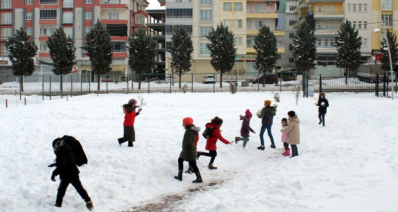 Türkiye Genelinde Yoğun Kar Yağışı Nedeniyle Eğitime Ara Verilen İller ve İlçeler