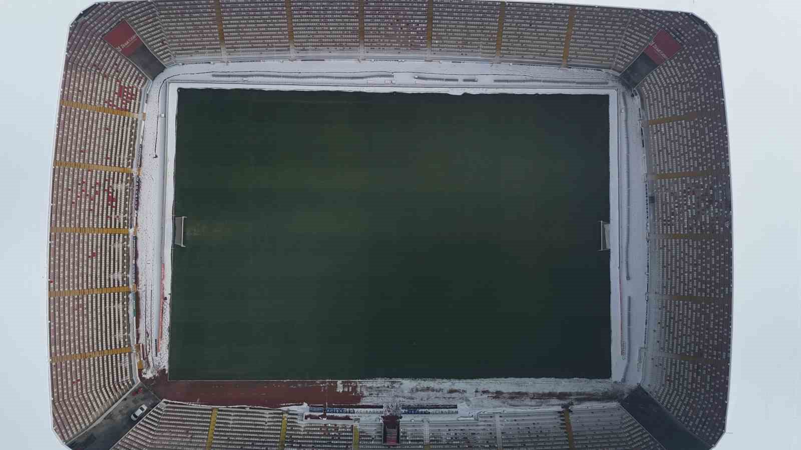 4 Eylül Stadyumu, Galatasaray Maçı İçin Alttan Isıtmalı Sistemle Hazır