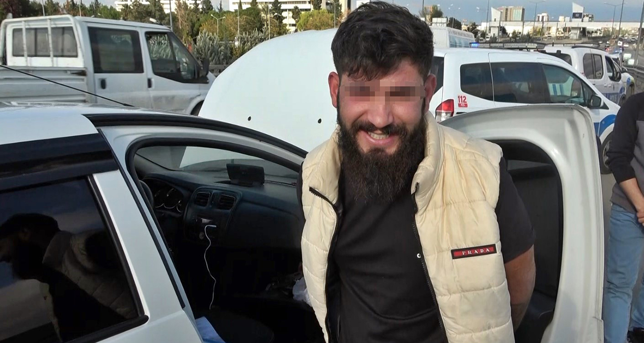 Antalya’da Kaçak Ehliyetsiz Sürücüye Polis Müdahalesi