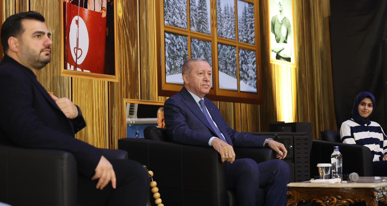 Cumhurbaşkanı Erdoğan, Erzurum’da Gençlerle Buluştu