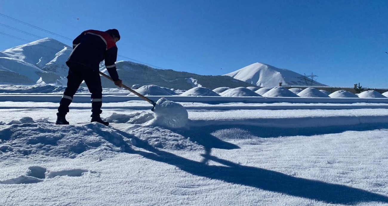 Erzurum’da Kış Öncesi Mezarlık Hazırlıkları Tamamlandı