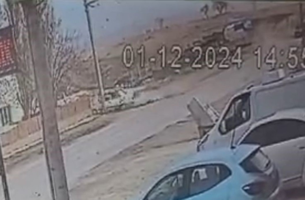 Eskişehir’de Genç Sürücünün Kaza Anı Güvenlik Kamerasında