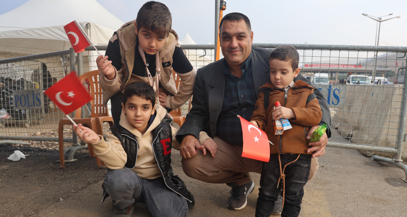 Hatay’dan Suriye’ye Dönüş Yapan Suriyeliler: Türkiye Kalbimizde Yer Edindi