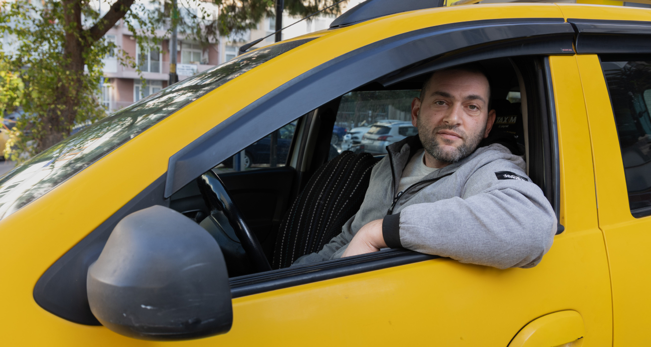 İzmir’deki Taksi Şoförleri Tehdit Altında: Saldırılar ve Şoför Eksikliği Endişesi