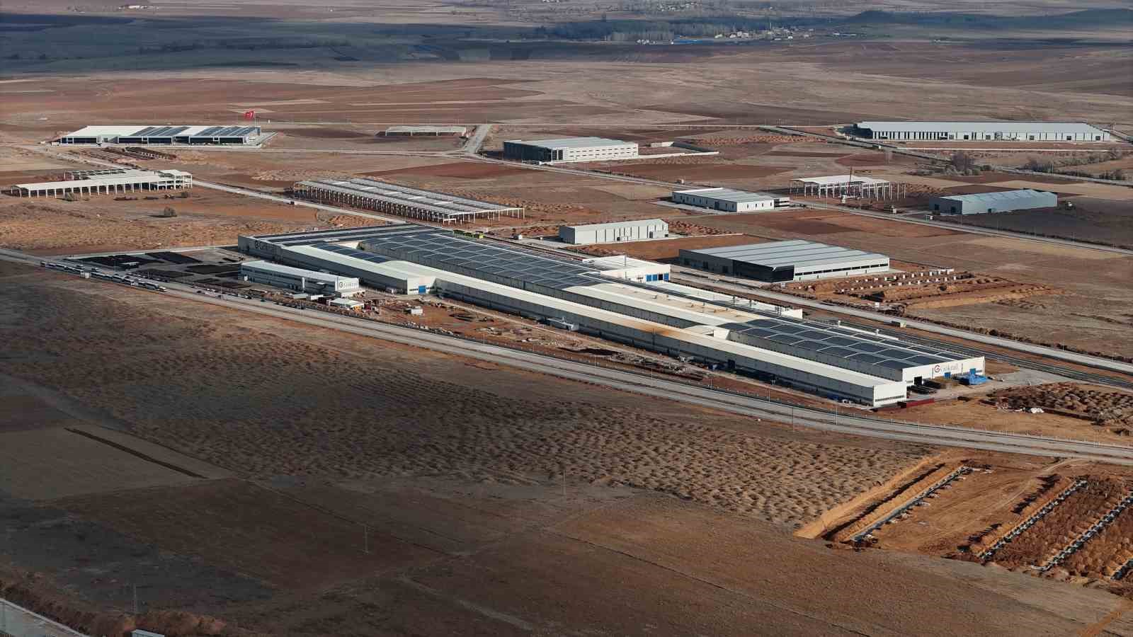 Sivas’ın Demirağ OSB’sinde Fabrika İnşaatları Hız Kazandı