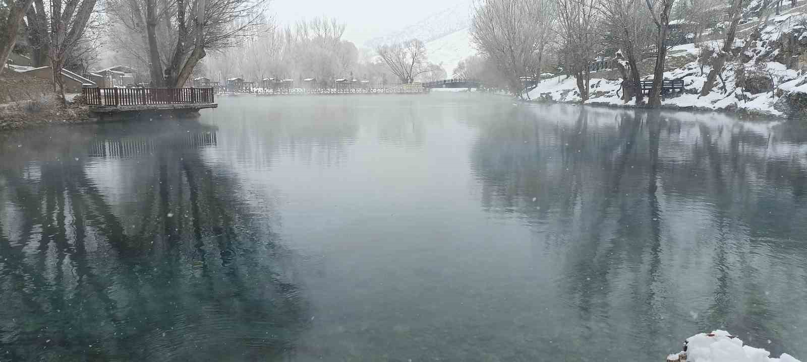 Sivas’ın Mucize Gölü: Gökpınar, Donmuyor!