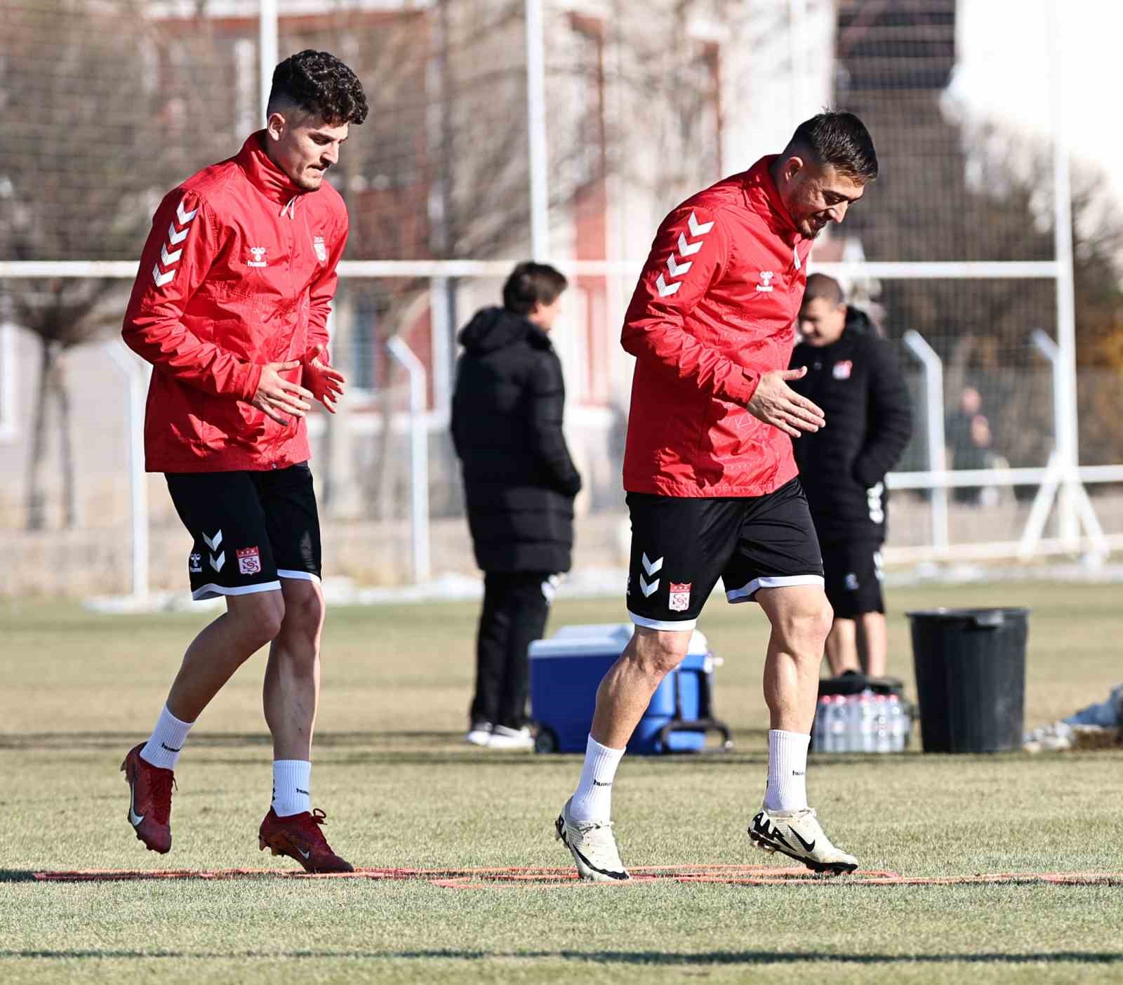 Sivasspor, Bodrum FK ile Karşılaşma Öncesi Hazırlıklarına Hız Kesmeden Devam Ediyor