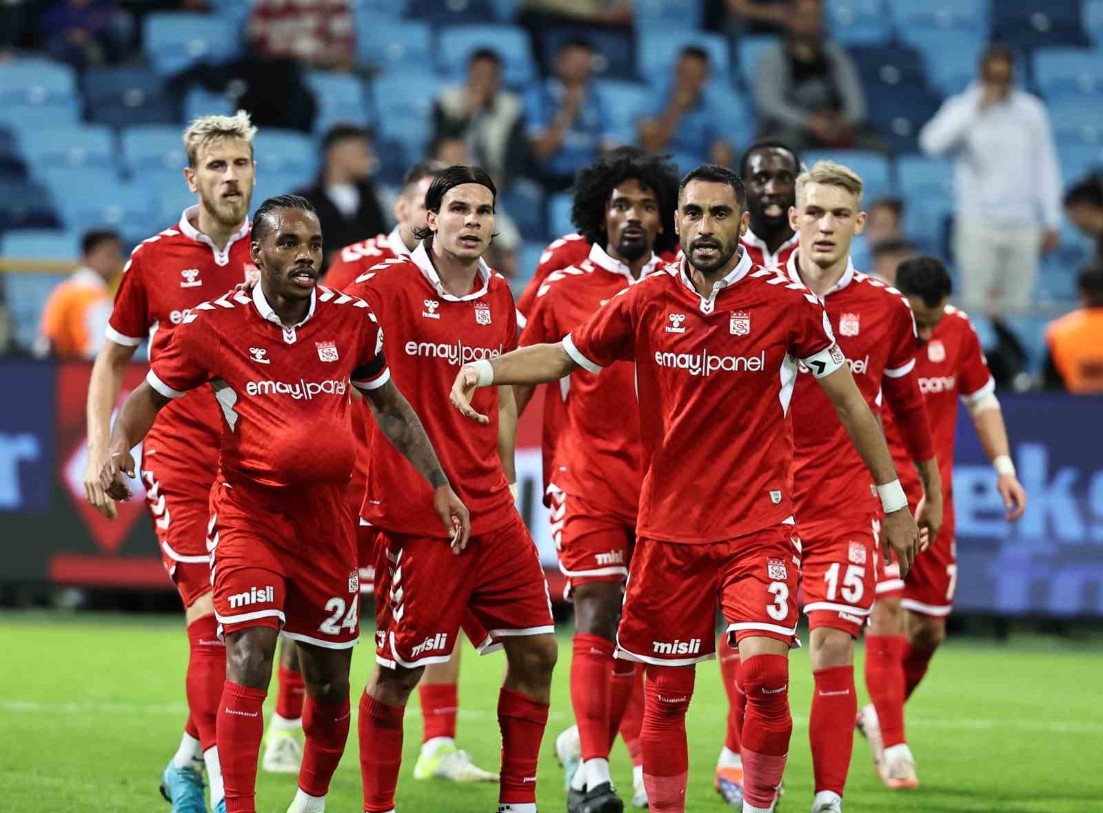 Sivasspor, Süper Lig Tarihinde 900 Puan Barajını Geçti
