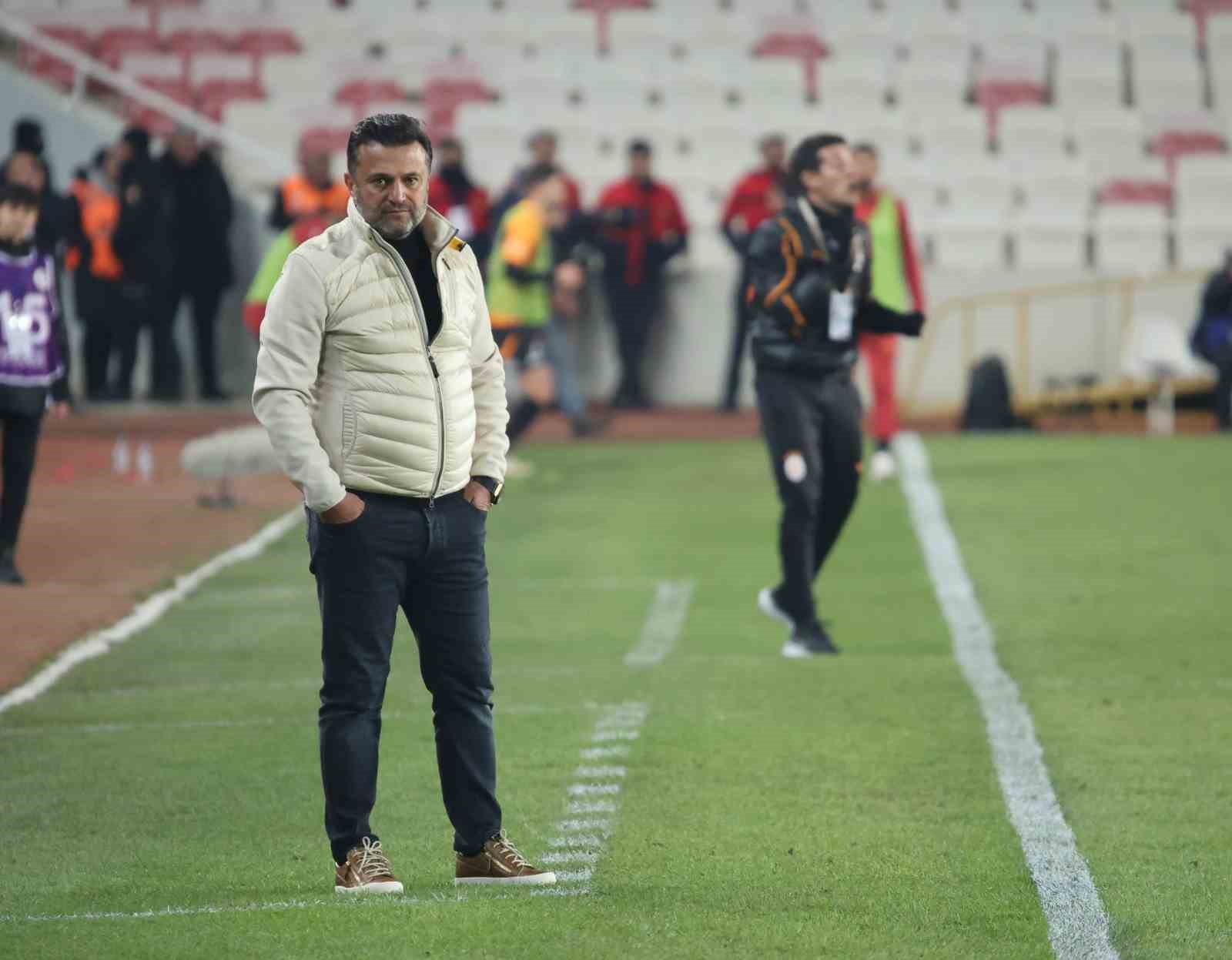 Sivasspor Tribünlerinden Bülent Uygun’a İstifa Çağrısı