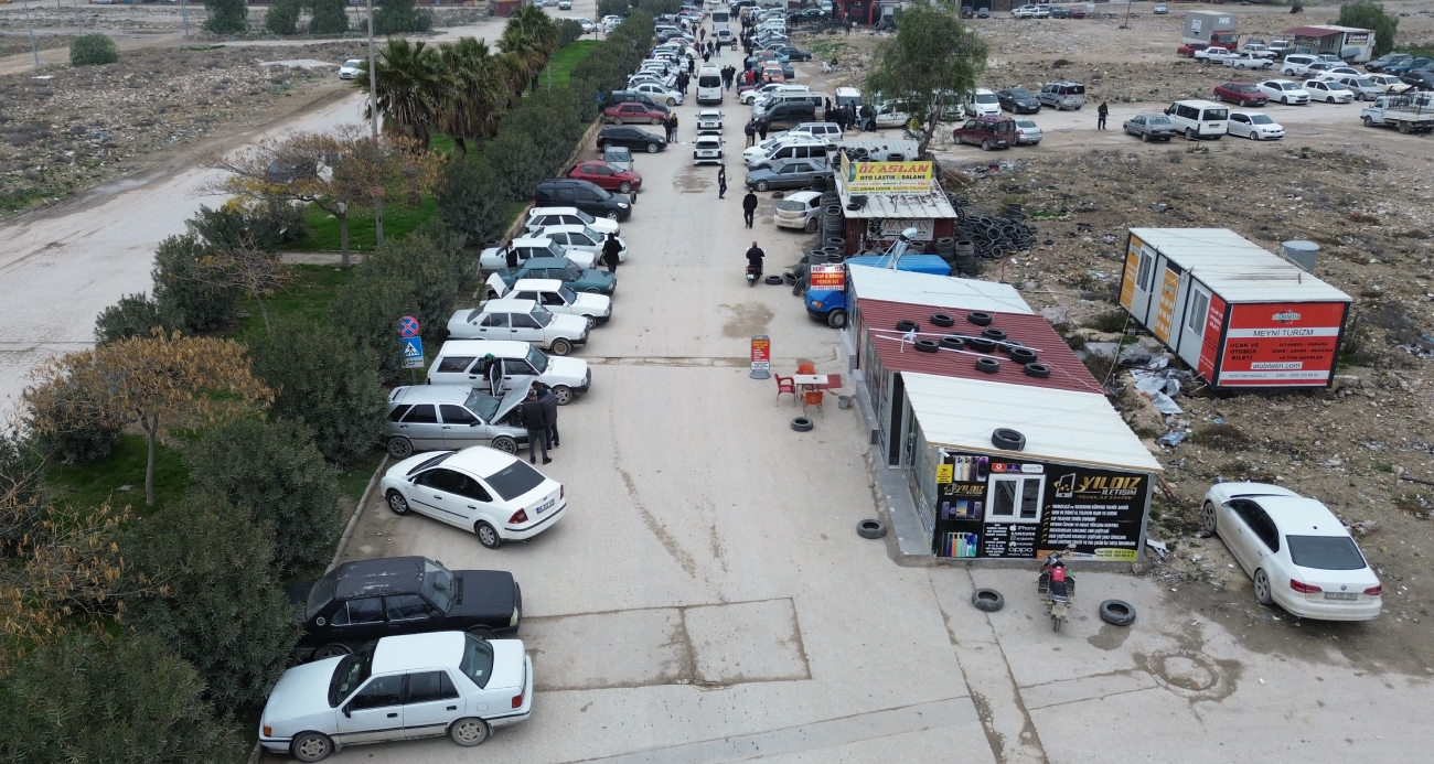 Suriyelilerin Türkiye’den Ayrılışı Otomobil Pazarını Hareketlendirdi
