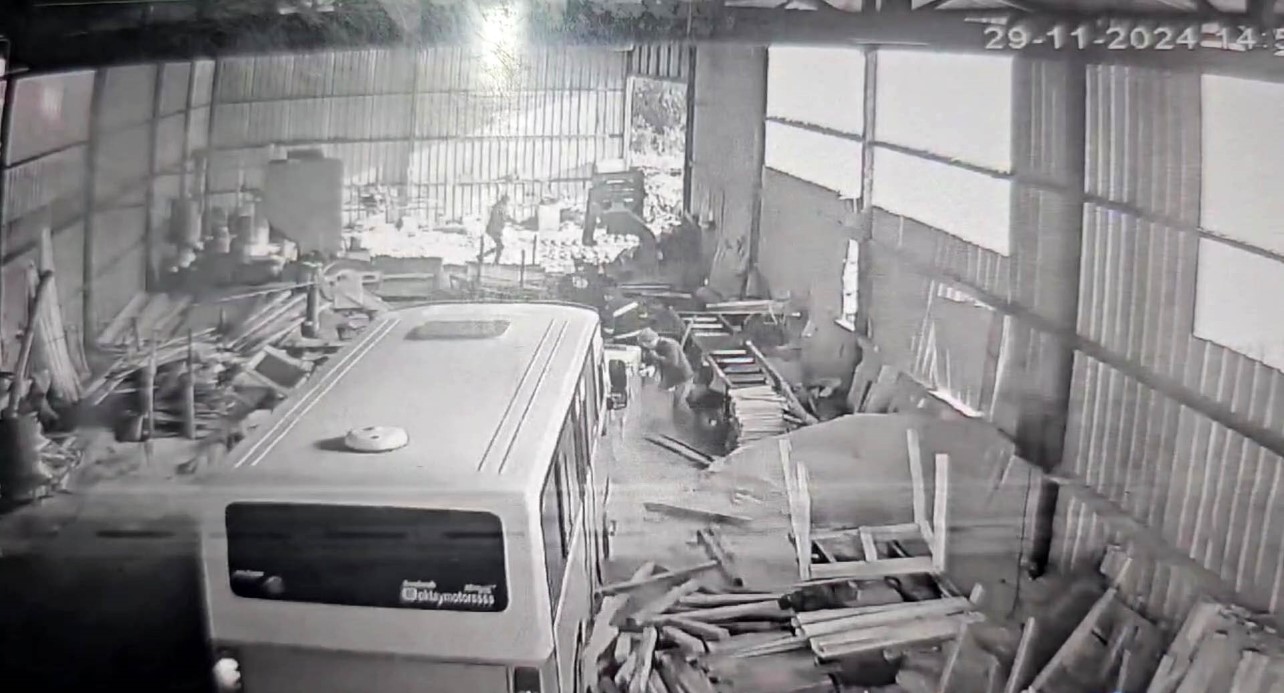Zonguldak’ta Babasının Atölyesine Minibüsle Giren Genç Serbest Bırakıldı