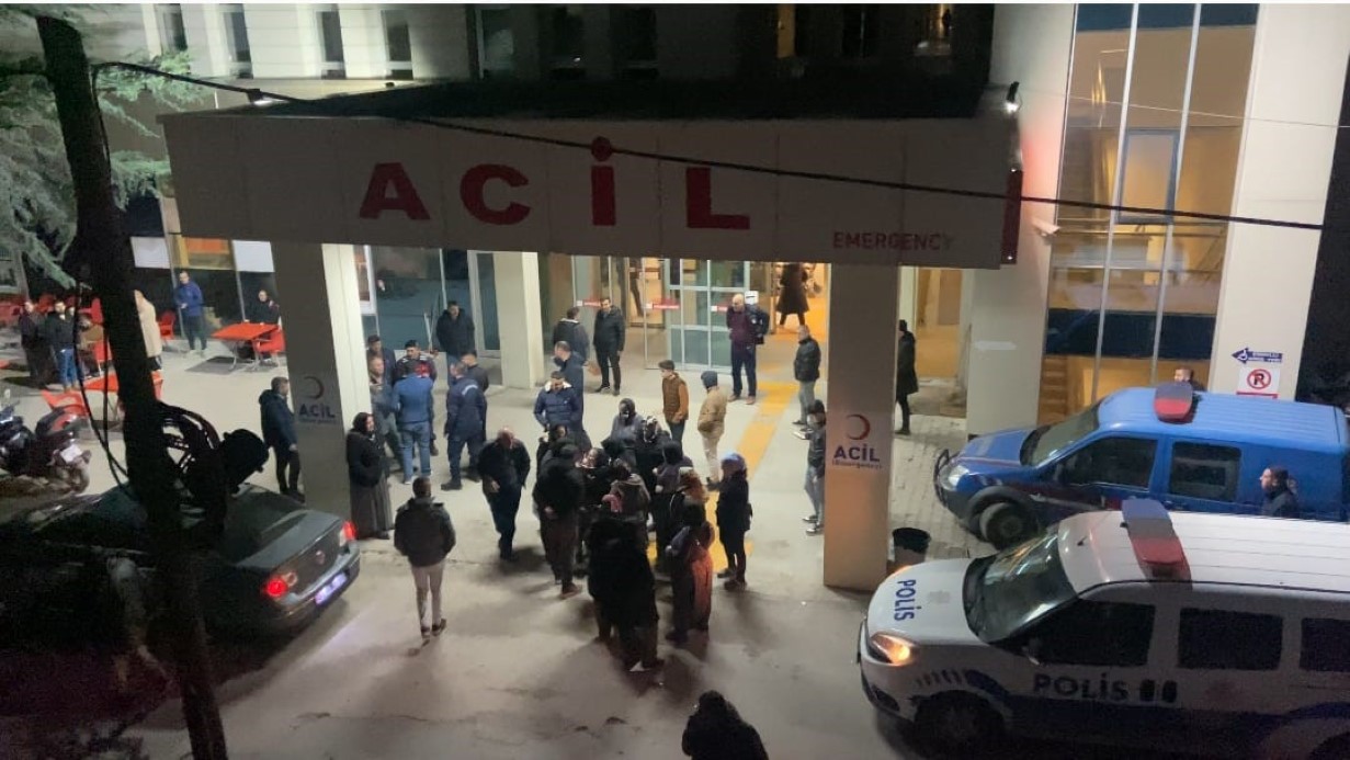 Afyonkarahisar Sandıklı’da Aile Faciası: Silahlı Kavga Sonucu İki Can Kaybı