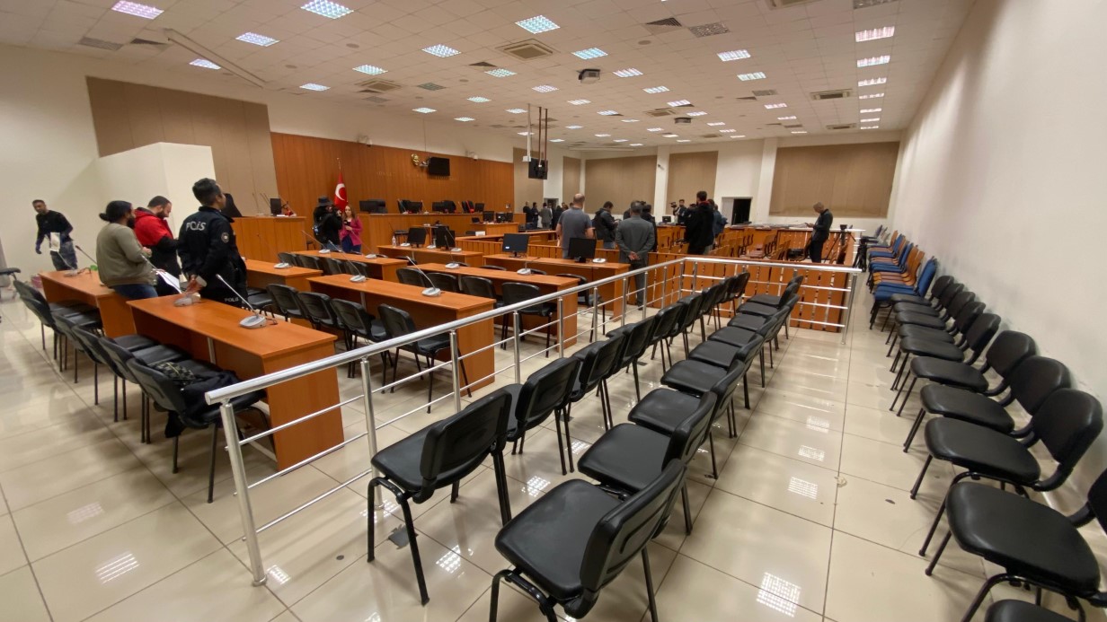 Diyarbakır’da Yürekleri Sızlatan Cinayet Davasında Karar Açıklandı