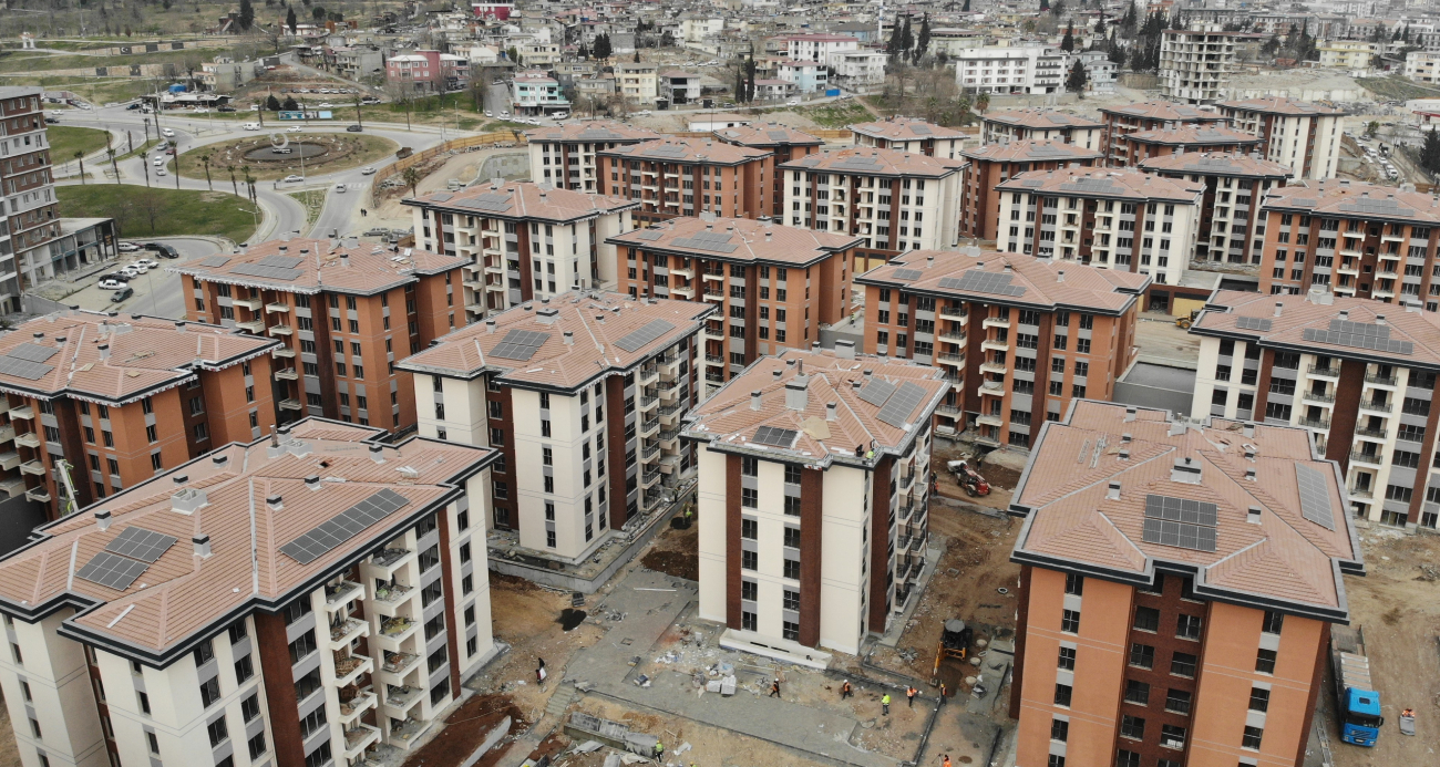 Ebrar Sitesi Yeniden Doğuyor: Kahramanmaraş’ta Umut Veren Yeniden İnşa Çalışmaları